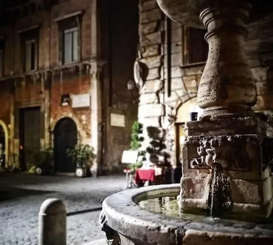 Nyaraló In A 1400s Building In Via Dei Coronari Piazza Navona
