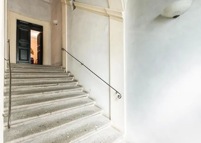In A 1400s Building In Via Dei Coronari Piazza Navona * Róma